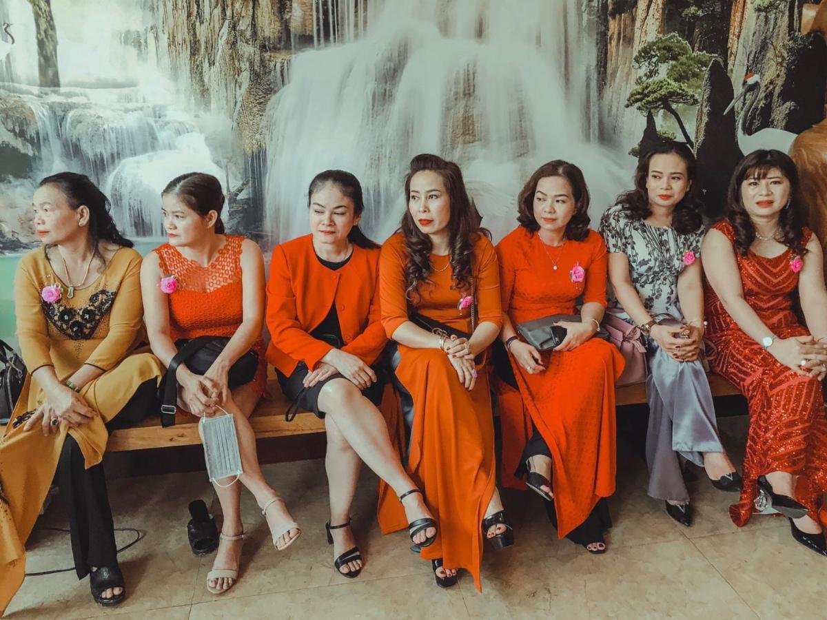 Khach San My Ngoc 호텔 부온마투옷 외부 사진